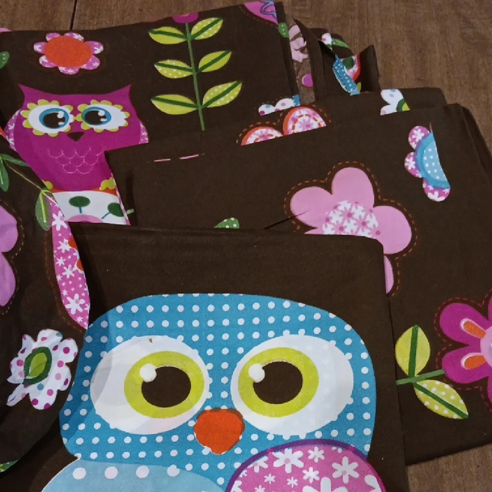 Brown Owl and Floral Bedding Set. Full Size